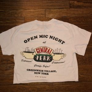 F.R.I.E.N.D.S Central Perk crop top ☕️